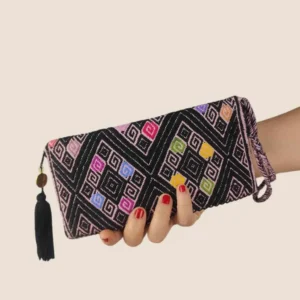 Cartera bordada mujer