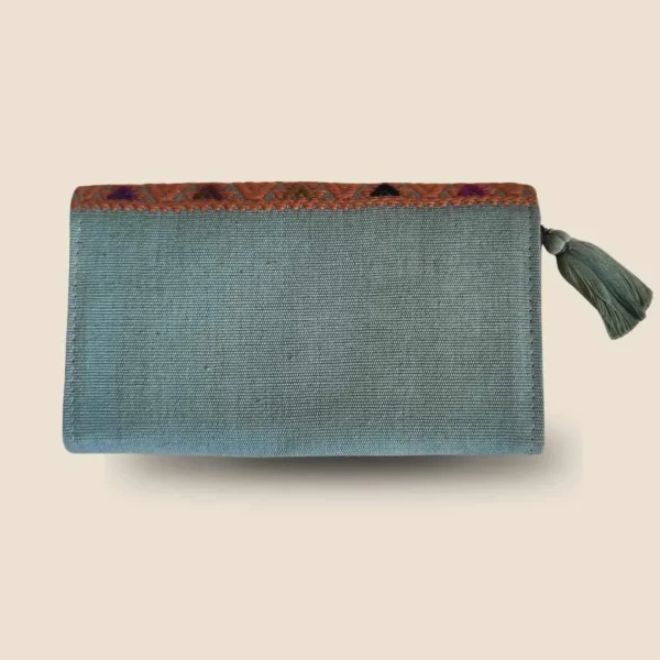 Clutch aquamarina