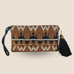 cartera hecha a mano