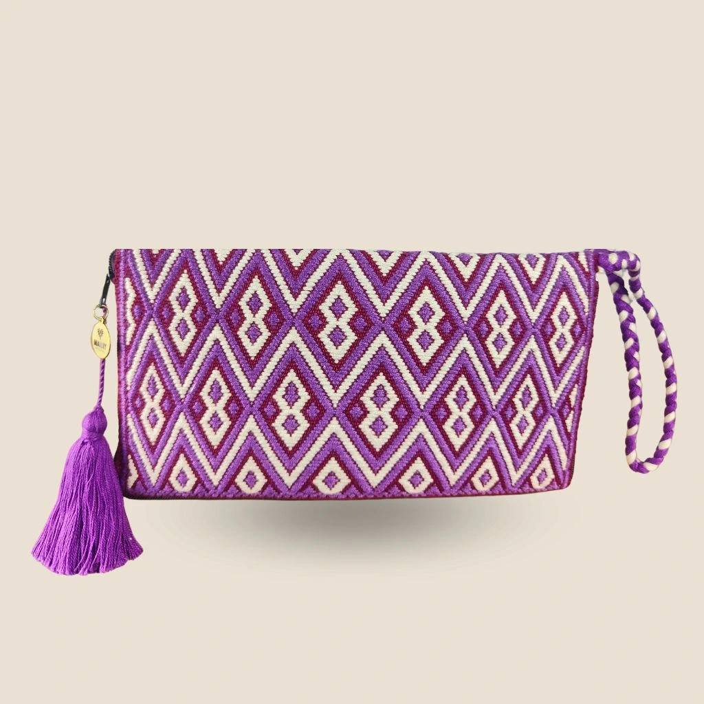 cartera morada