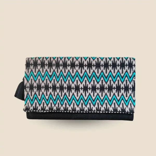 Clutch brocada negra
