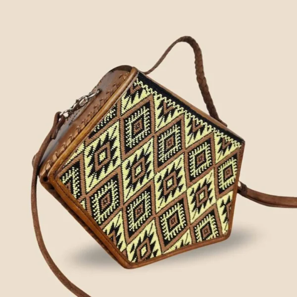 Bandolera amarilla mantequilla