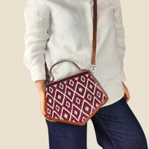 Bolsa piel tejida