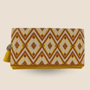 cartera cluth amarilla